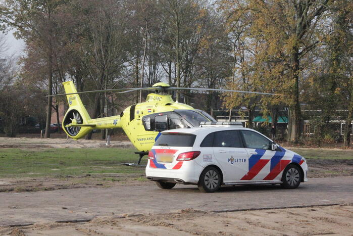 Veel hulpdiensten naar basisschool