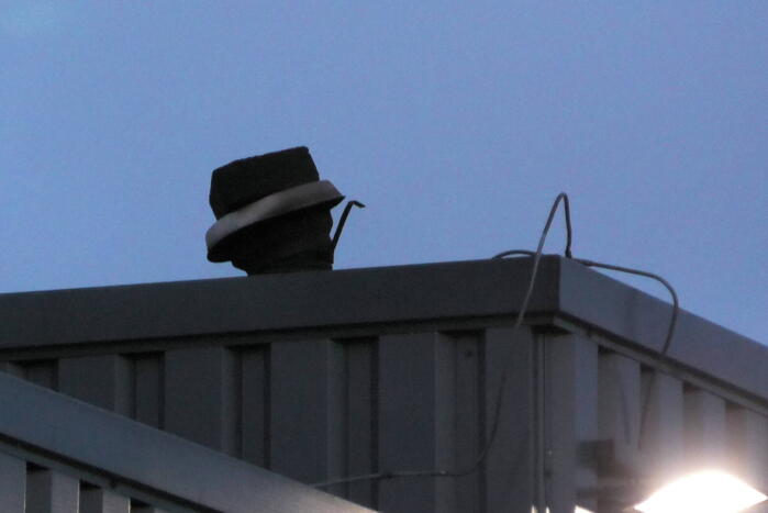 Brandweer doet onderzoek naar rookontwikkeling