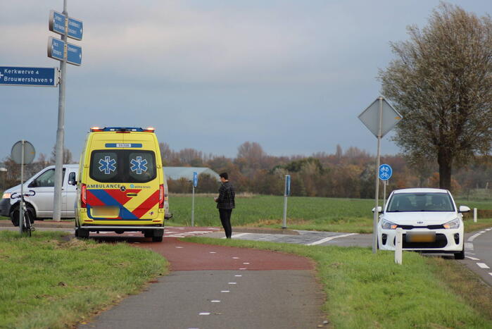 Automobilist en fietser in botsing