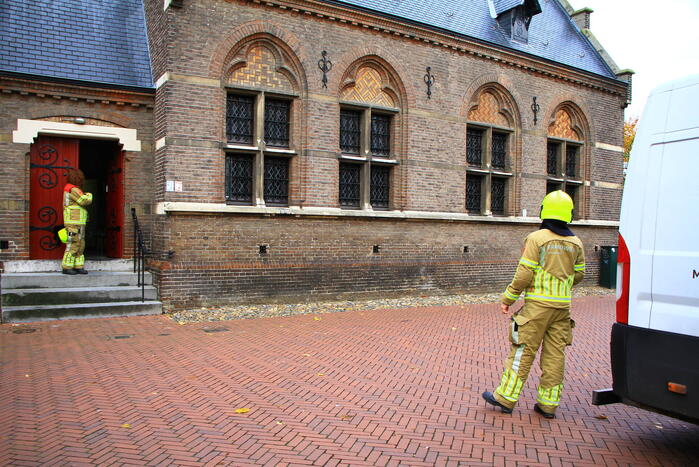 Brandweer doet onderzoek naar afgaan van rookalarm in Sint-Martinuskerk