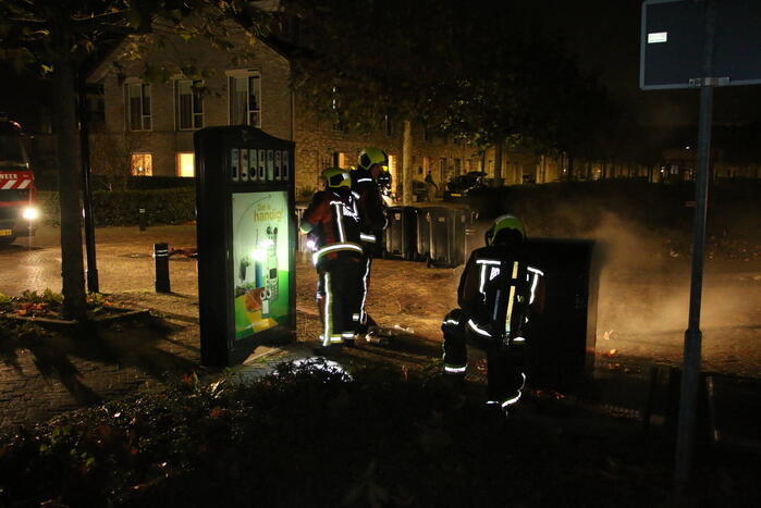 Vuurwerk veroorzaakt brand in container