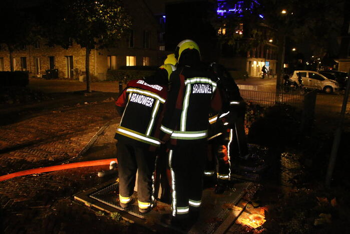 Vuurwerk veroorzaakt brand in container