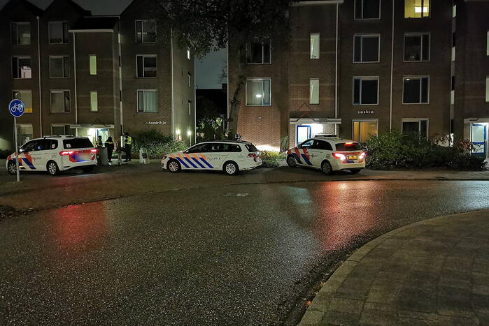Bewoner aangehouden na instap in woning