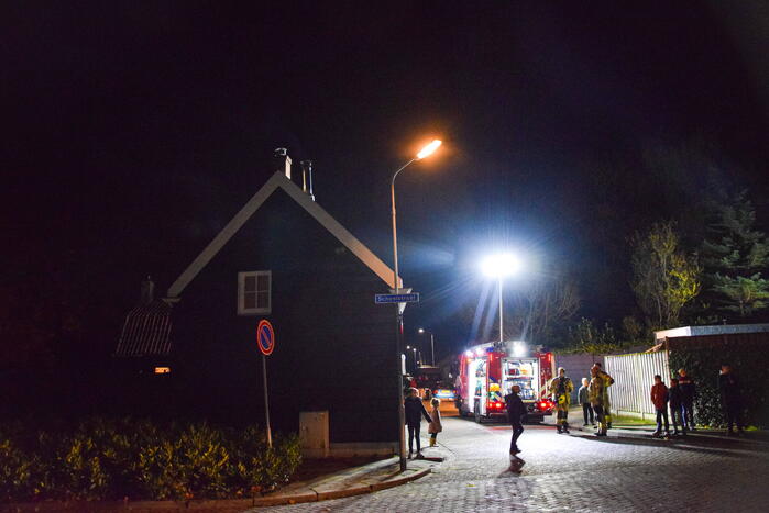 Schoorsteenbrand snel onder controle