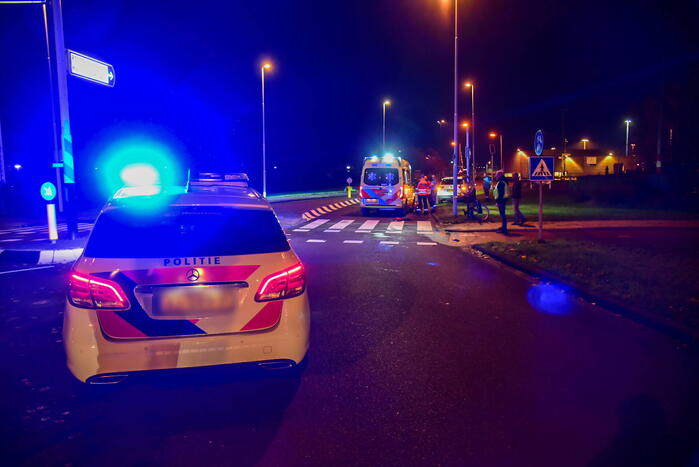 Fietser zwaargewond bij aanrijding