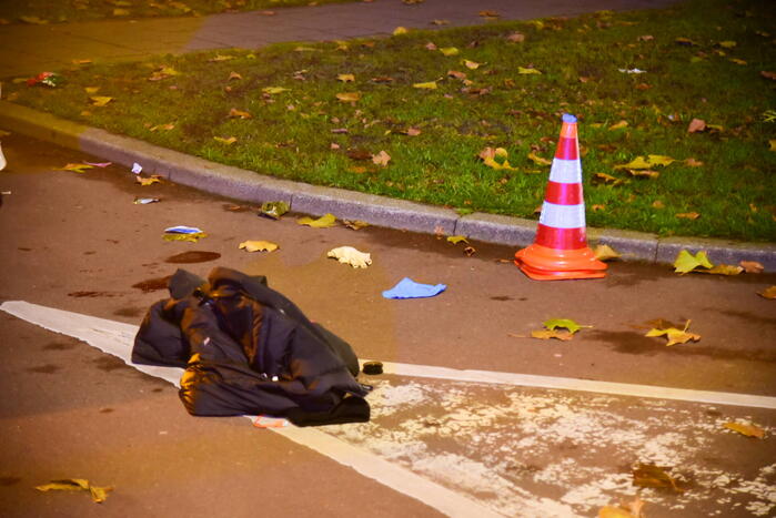 Persoon raakt zwaargewond na steekpartij