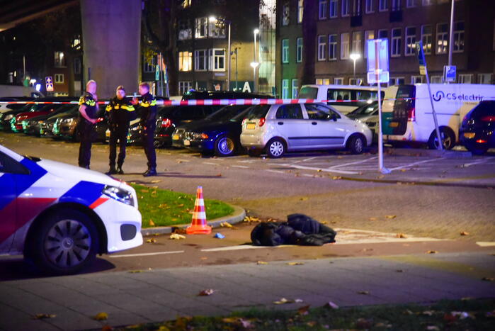 Persoon raakt zwaargewond na steekpartij