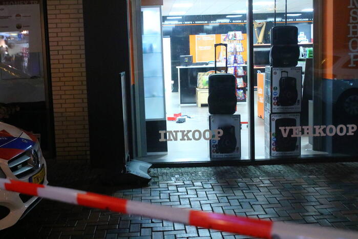 Gewapende overval op winkelpand