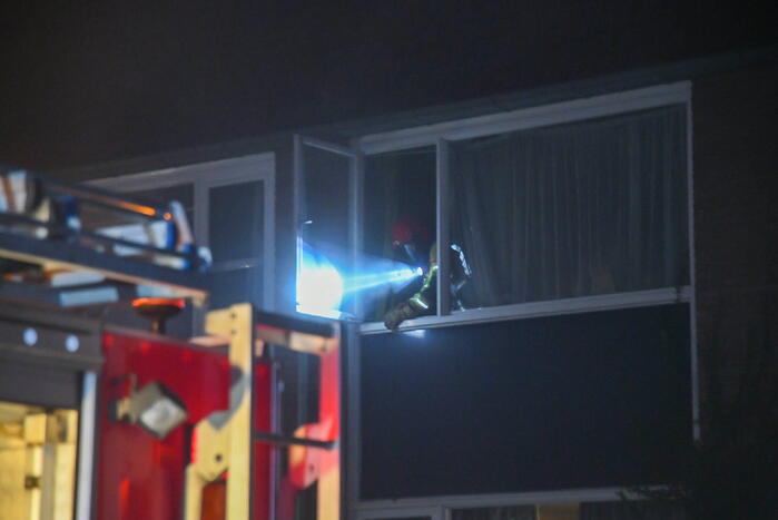 Brand in hal van woning