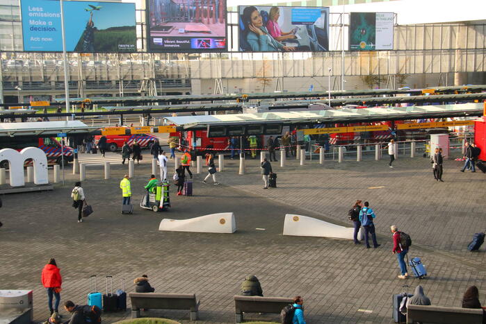 Schiphol Plaza ontruimd door incident met gevaarlijke stoffen