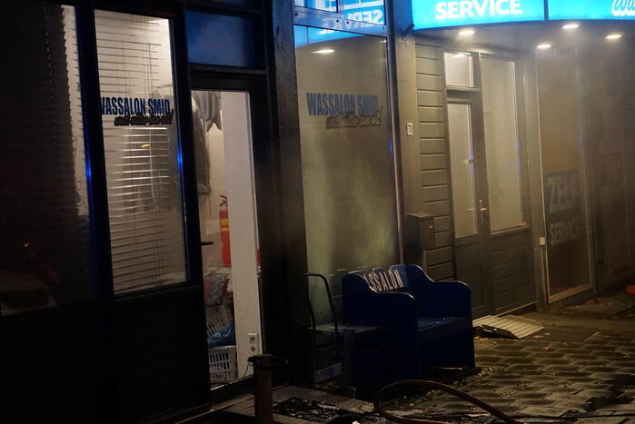 Veel rookontwikkeling bij brand in wasserette