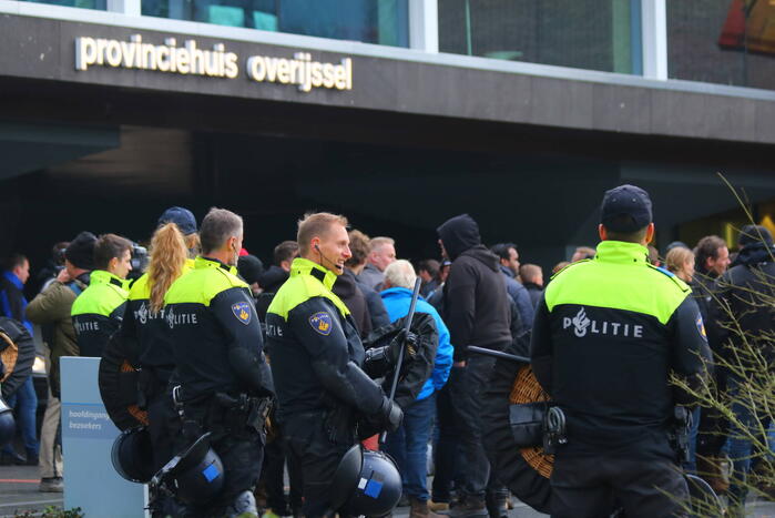 Meerdere actievoerders opgepakt bij boerenprotest