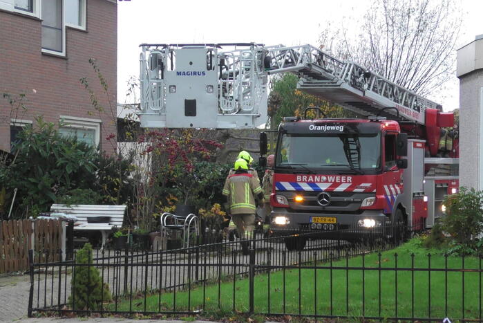 Brand in schoorsteen hoekwoning