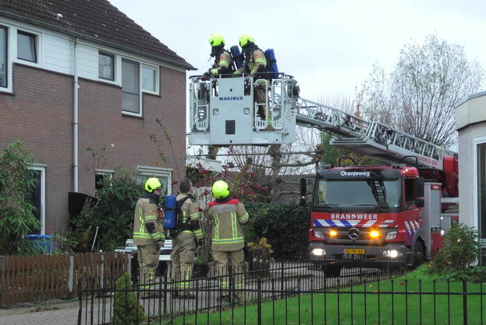Brand in schoorsteen hoekwoning