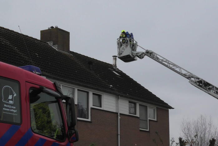 Brand in schoorsteen hoekwoning