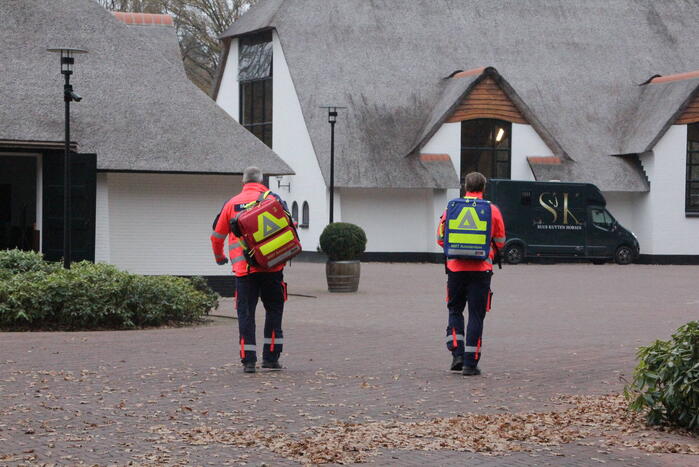 Wielrenner ernstig gewond na val