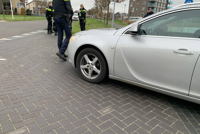 Overstekende fietser aangereden door auto