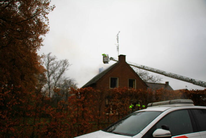 Veel rookontwikkeling door schoorsteenbrand