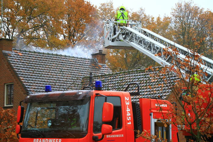 Veel rookontwikkeling door schoorsteenbrand