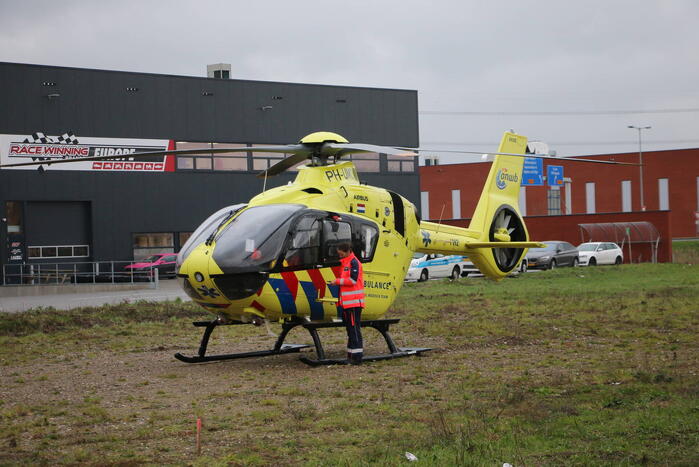 Medewerker drukkerij zwaargewond na beknelling