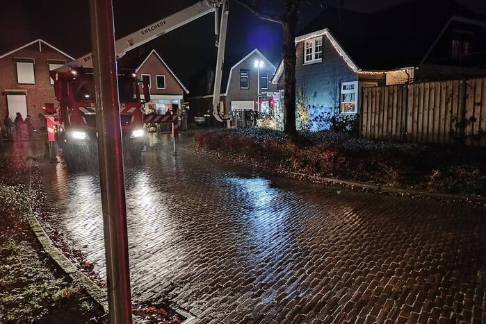 Schoorsteenbrand snel onder controle