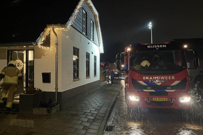 Schoorsteenbrand snel onder controle