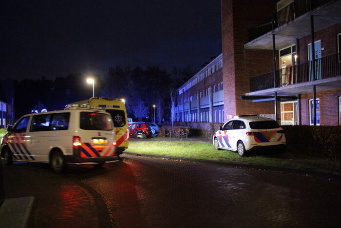 Traumahelikopter landt voor incident in woning, baby overleden