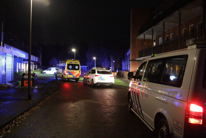 Traumahelikopter landt voor incident in woning, baby overleden