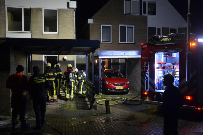 Flinke rookontwikkeling bij brand in woning