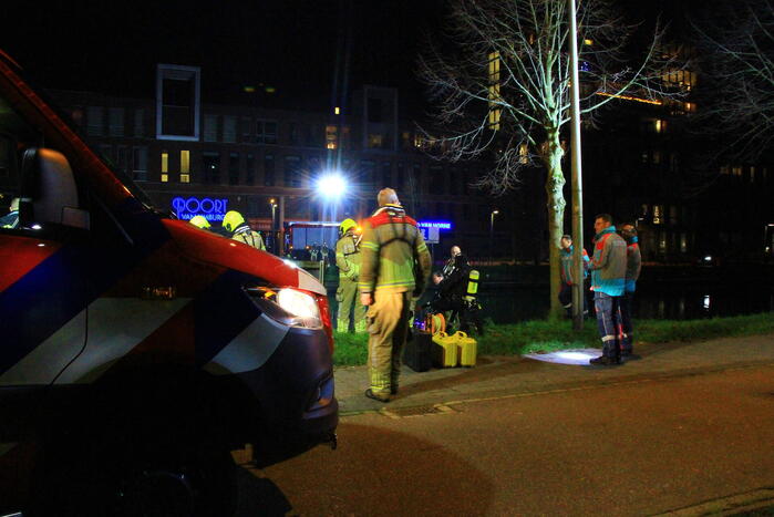 Grote inzet hulpdiensten om lampje in water