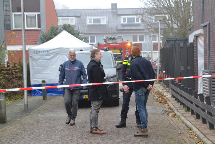 Persoon overleden bij woningbrand
