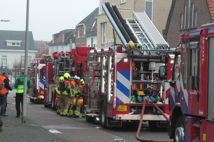 Gewonde bij grote brand in kerk