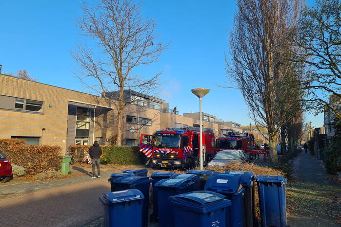 Veel rook bij brand in rijtjeswoning