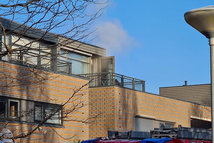 Veel rook bij brand in rijtjeswoning