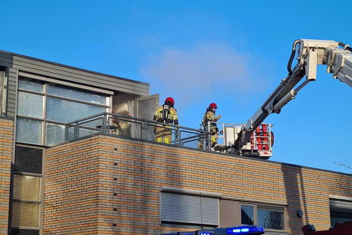 Veel rook bij brand in rijtjeswoning