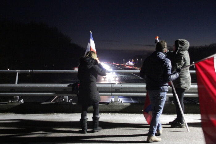 Demonstratie en ongeval op snelweg