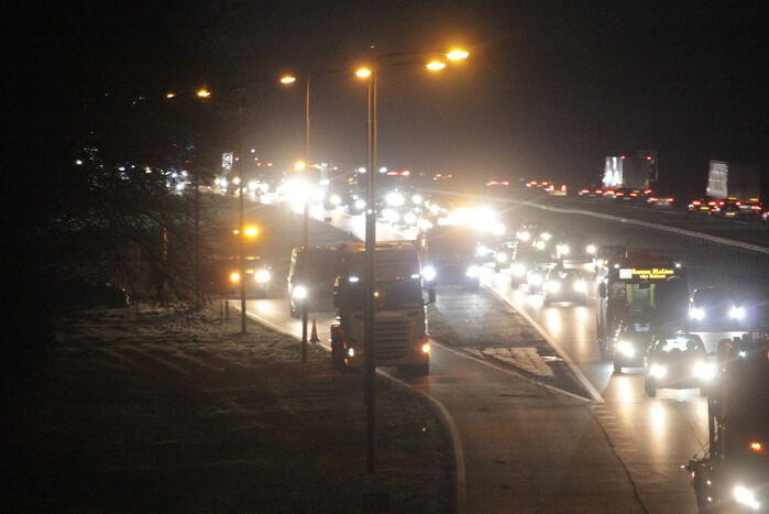 Demonstratie en ongeval op snelweg