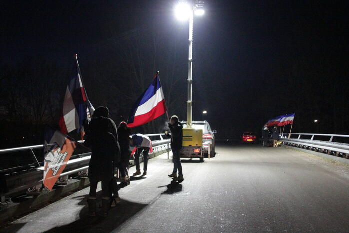Demonstratie en ongeval op snelweg