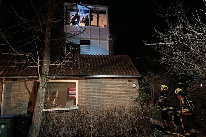 Brand in slaapkamer snel onder controle