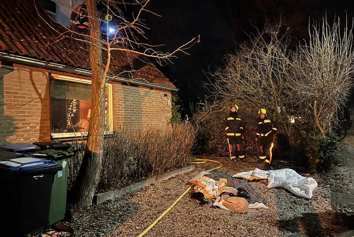 Brand in slaapkamer snel onder controle