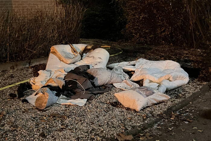 Brand in slaapkamer snel onder controle