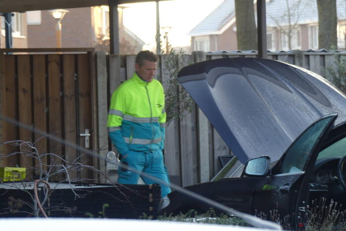 Veel rook bij autobrand
