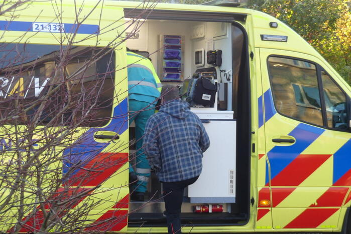 Veel rook bij autobrand