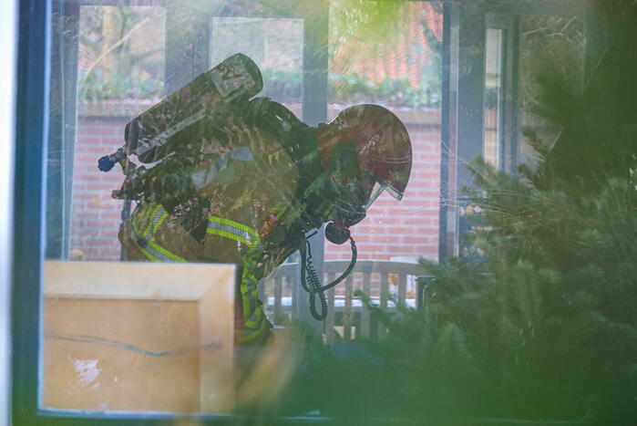 Brand in kruimruimte van woning