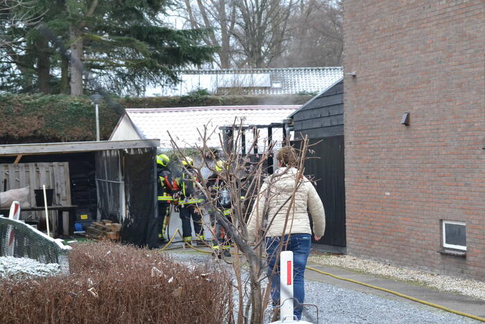 Veel rookontwikkeling bij brand in container