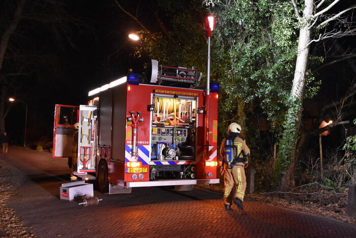 Schoorsteenbrand snel onder controle