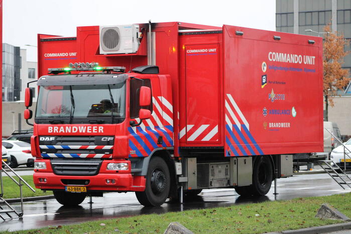 Zeer grote brand in bedrijfspand