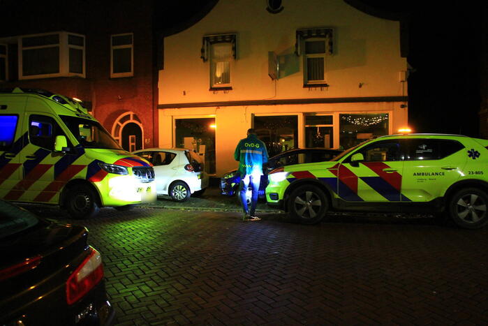 Grote inzet nadat mannen onwel raken in toiletruimte