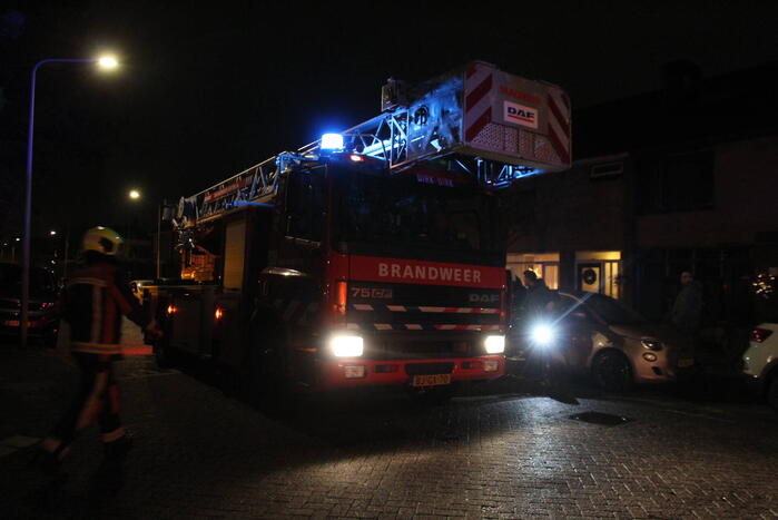 Veel bekijks bij brand in schoorsteen