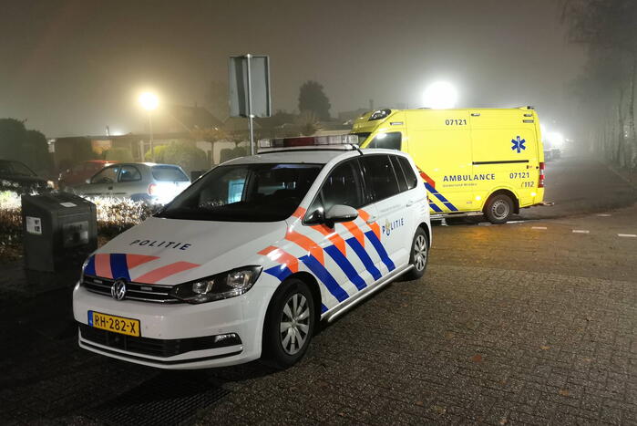 Bewoonster gewond bij woningbrand